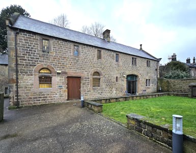 2 The Coach House,, Hathersage Hall Business Centre, Hope Valley, Office To Let - 20250128_153432.jpg