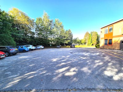 Unit 4, Woodpecker House, Brookfield Industrial Estate, Glossop, Industrial/Logistics To Let / For Sale - 20250827_085435.jpg