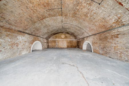 386 & 387 Railway Arches, London, Industrial To Let - 13769344693812efc87ef.jpg
