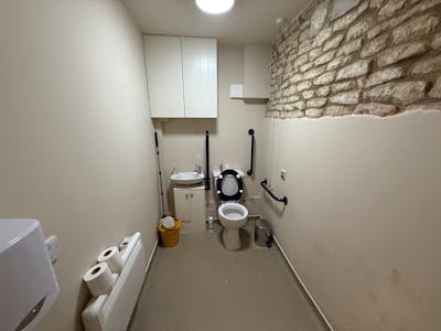 Simmons Barn, Churchfield Farm, Oundle, Office To Let - WCs