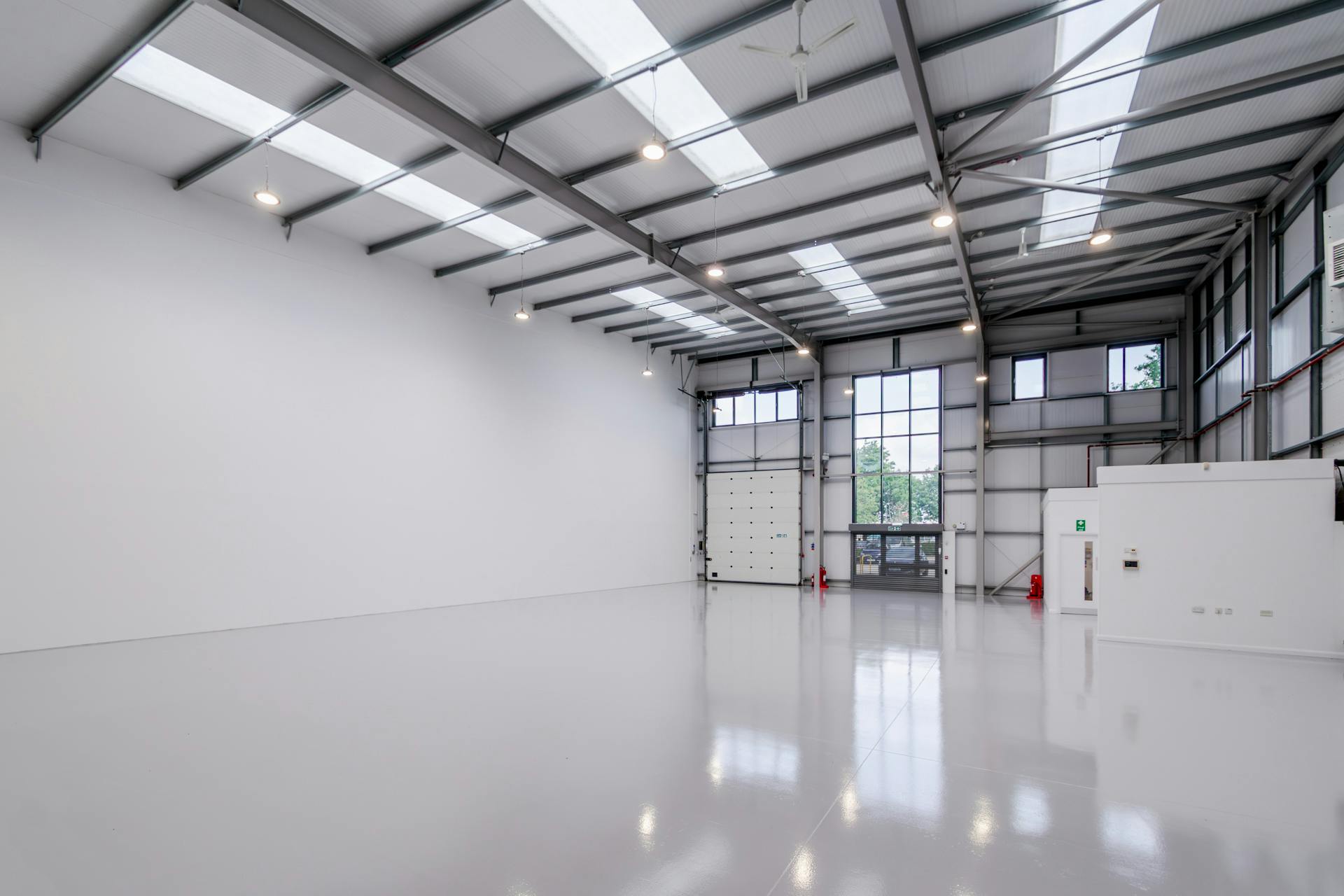 Industrial Unit in Poole - photo 4