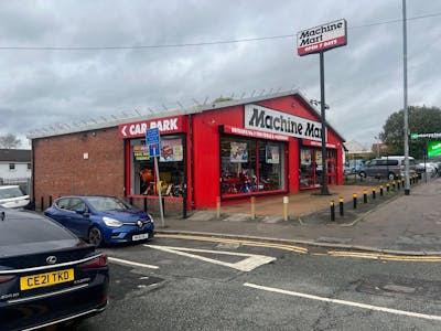 209 Bury New Road, Manchester, Leisure / Retail / Industrial / Warehouse To Let / For Sale - PHOTO20251104142601 1jpg3.jpg