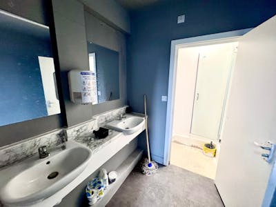 77 Abbey Road, London, Retail Lease Assignment - 77 Abbey Road (23).jpg