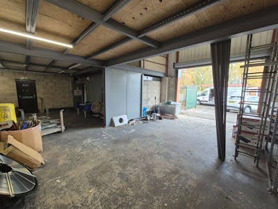 Air Conditioning House, Unit 1, Hyde, Industrial/Logistics / Trade Counter To Let - 20251106_124701.jpg