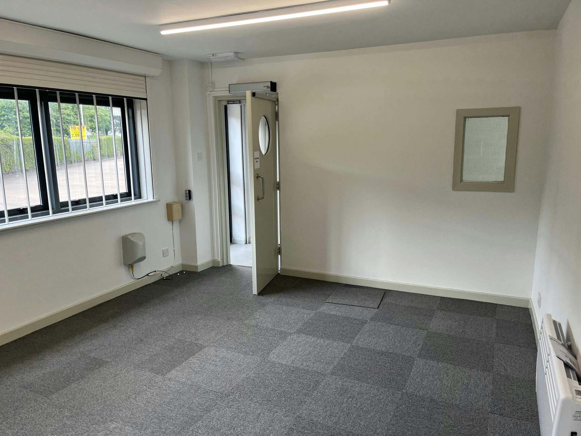 Unit 5 Aintree Court, National Road, Leeds, LS10 1TD