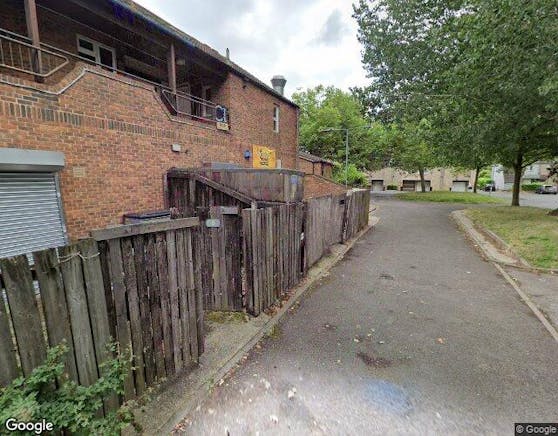 8 Chalvedon Square, Basildon, Retail To Let - Street View
