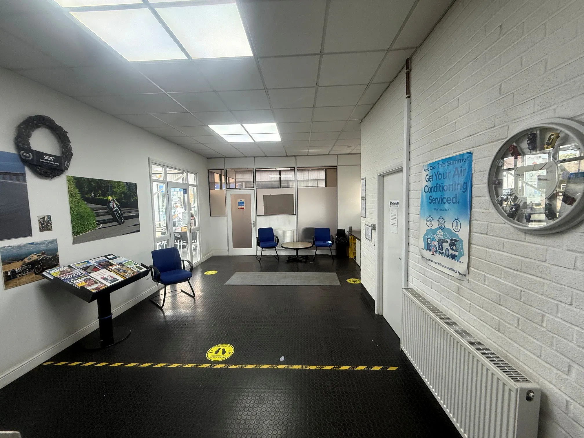 Showroom and garage facility, Kennedy Drive, Eldene,, Swindon, Industrial To Let / For Sale - 21.jpg