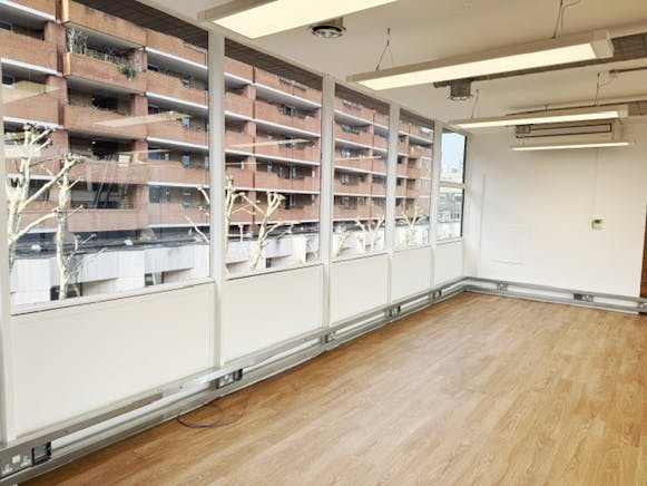 County House, London, Offices To Let - IMG_8283.jpg