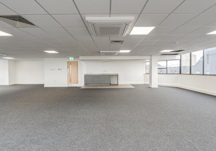 95 Queens Road, Brighton, Office To Let - Image 9