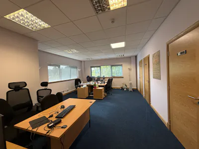 Unit 4, Lomond Business Park, Glenrothes, Office For Sale - IMG_3441.JPG