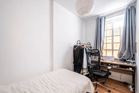 Flat 3 Victoria Chambers - Luke Street, London, Residential For Sale - Victoria Chambers F3 - Low Res 5.jpg