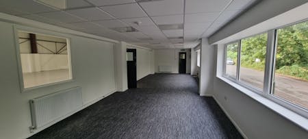 Unit 2-3, Crawley, Industrial / Investment / Trade Counter For Sale - 20210915_102249.jpg