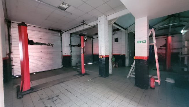 Granary Square, Falkirk, Industrial To Let - 20250724_160213.jpg