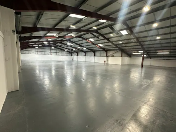 6-7 Boundary Road, Haverhill, Industrial To Let - Inside 3.jpg