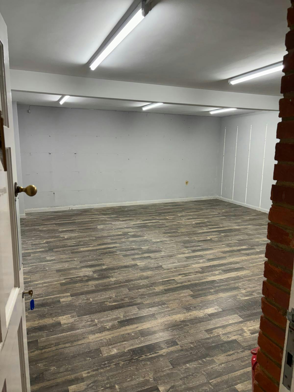 Unit C, Fountains Mall, Odiham, Retail To Let - WhatsApp Image 20250919 at 105621.jpeg