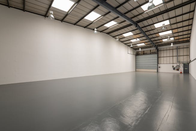 10 Bilton Road, Basingstoke, Industrial / Warehouse To Let - Bilton Rd Internal  June 2025_05.jpg