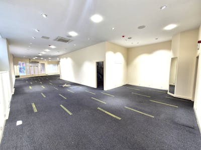 2 Warren Street, Stockport, Retail To Let - 20260331_111026.jpg
