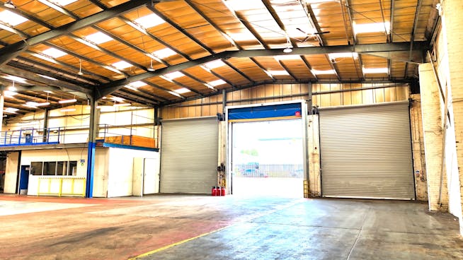 Unit 4, Sedgewick Road, Luton, Industrial To Let / For Sale - Luton Sedgewick Road 16th June 2025   46.JPG