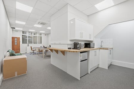 405 Strand, London, Retail For Sale - img_0999.jpg