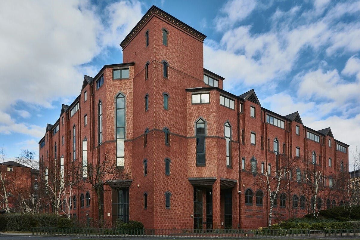 2 Park Lane, Leeds, West Yorkshire, LS3 1ES