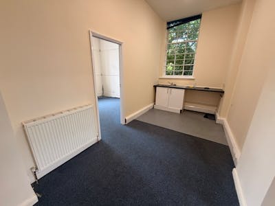 The Estate Office, Pitsea, Office To Let - IMG_8744.JPEG