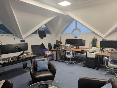 St. Thomas Court, 39 Epsom Road, Guildford, Office To Let - PXL_20251110_162359398.jpg