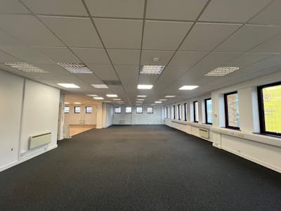 Hathaway House, Finchley Central, Office To Let - 5.jpg