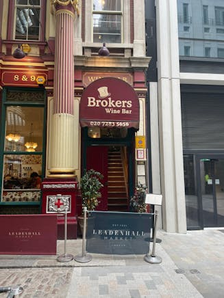Unit 6-9, Leadenhall Market, London, Restaurant To Let - Brokers Wine Bar.jpeg