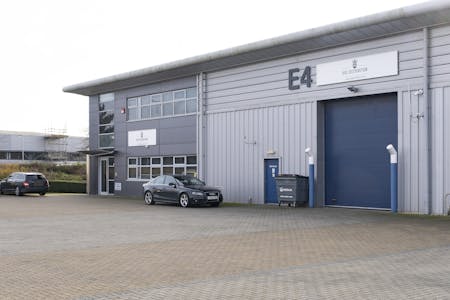 Voyager Park, Unit E4, Portsmouth, Industrial / Warehouse To Let - PHOTO  E4 Voyager Park Portsmouth  exterior.jpg