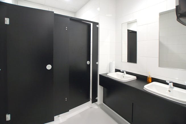 Ground Floor, Unit 2 E-Centre, Bracknell, Industrial To Let - f9599a8ceff9da1f0de122fd04ea2d4e9c2731a1.jpg