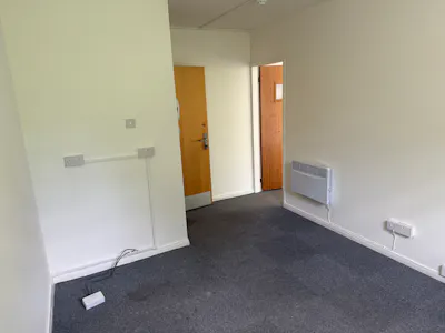 First Floor, Office 2, Haydon House, Studley, Office To Let - IMG_6363.JPG