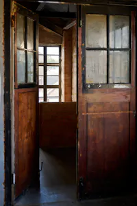 Lanzarote Works, Unit 22, London, Office To Let - Copy of 250627_LNZRT Studios_010.jpg