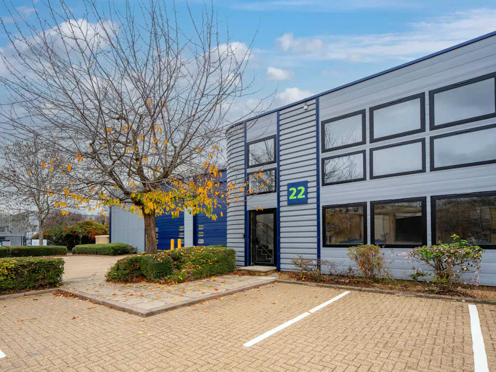 Unit 22 Plover Close, Interchange Park, Newport Pagnell, MK16 9PS