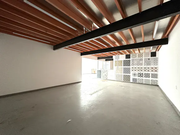 Unit 17 Capitol Industrial Park, Colindale, Industrial To Let - 20260527_101927367_iOS.jpg