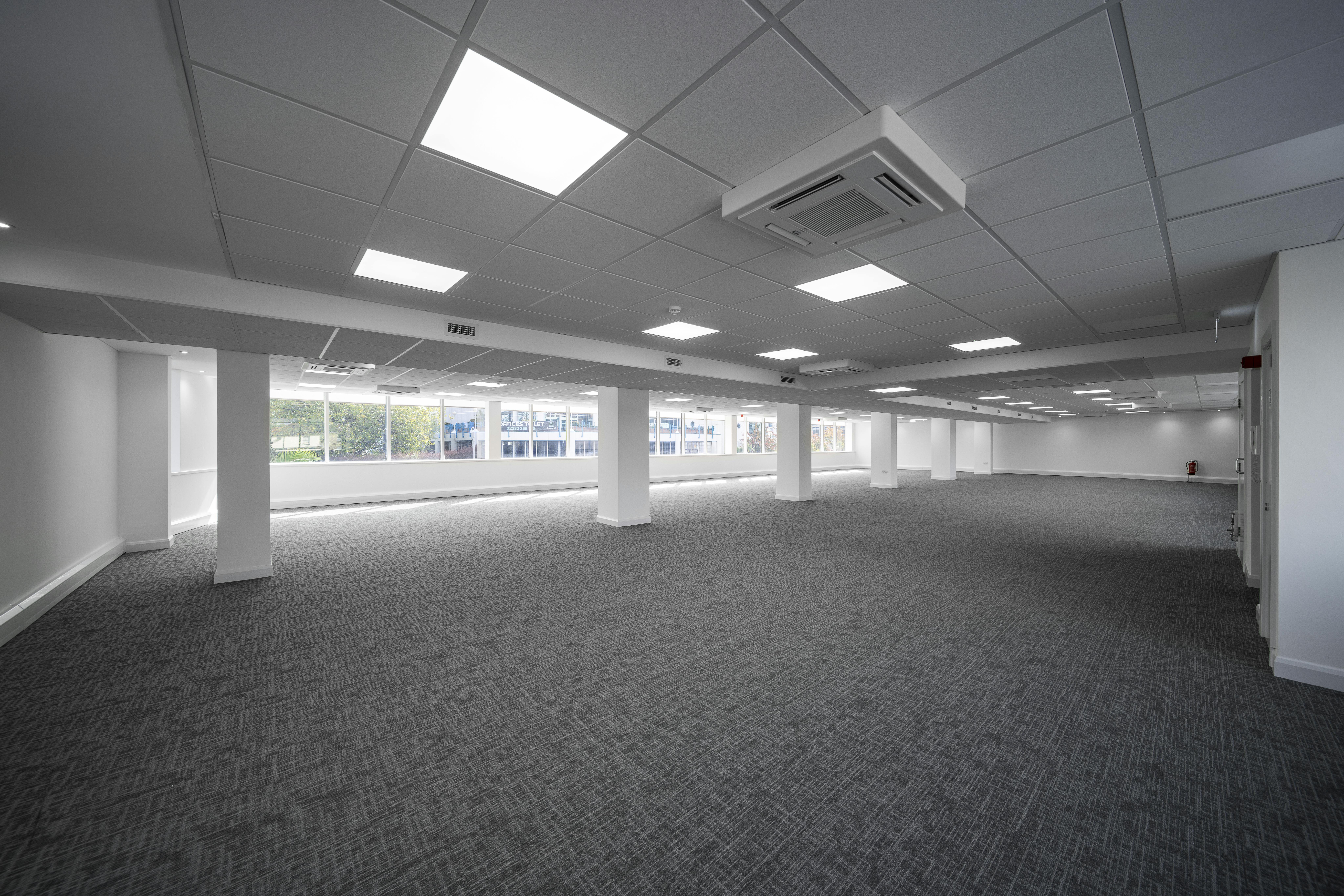 Office in Bournemouth - photo 4