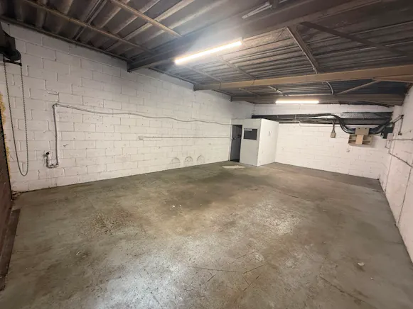Unit 14 Priory Industrial Estate, Southend-on-Sea, Industrial To Let - 857a002c-323e-455d-a1e3-895aa619a83c.jpg