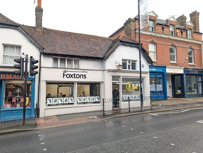 First Floor 66-70 High Street, Bushey, Office To Let - PXL_20260202_111507196.jpg