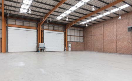 Unit 12, Heathrow International Trading Estate, Hounslow, Industrial To Let - internal.PNG