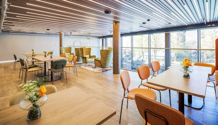 Grosvenor House, Basing View, Basingstoke, Serviced Office To Let - grov 2.jpg