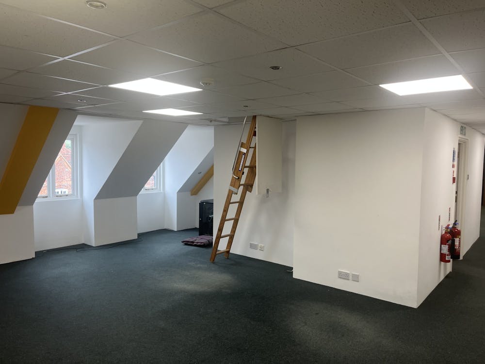 Fairway House, High Street - Internal6.jpg