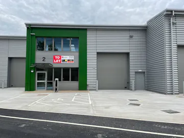 Unit 2 Trade City Luton, Kingsway, Luton, LU1 1TT