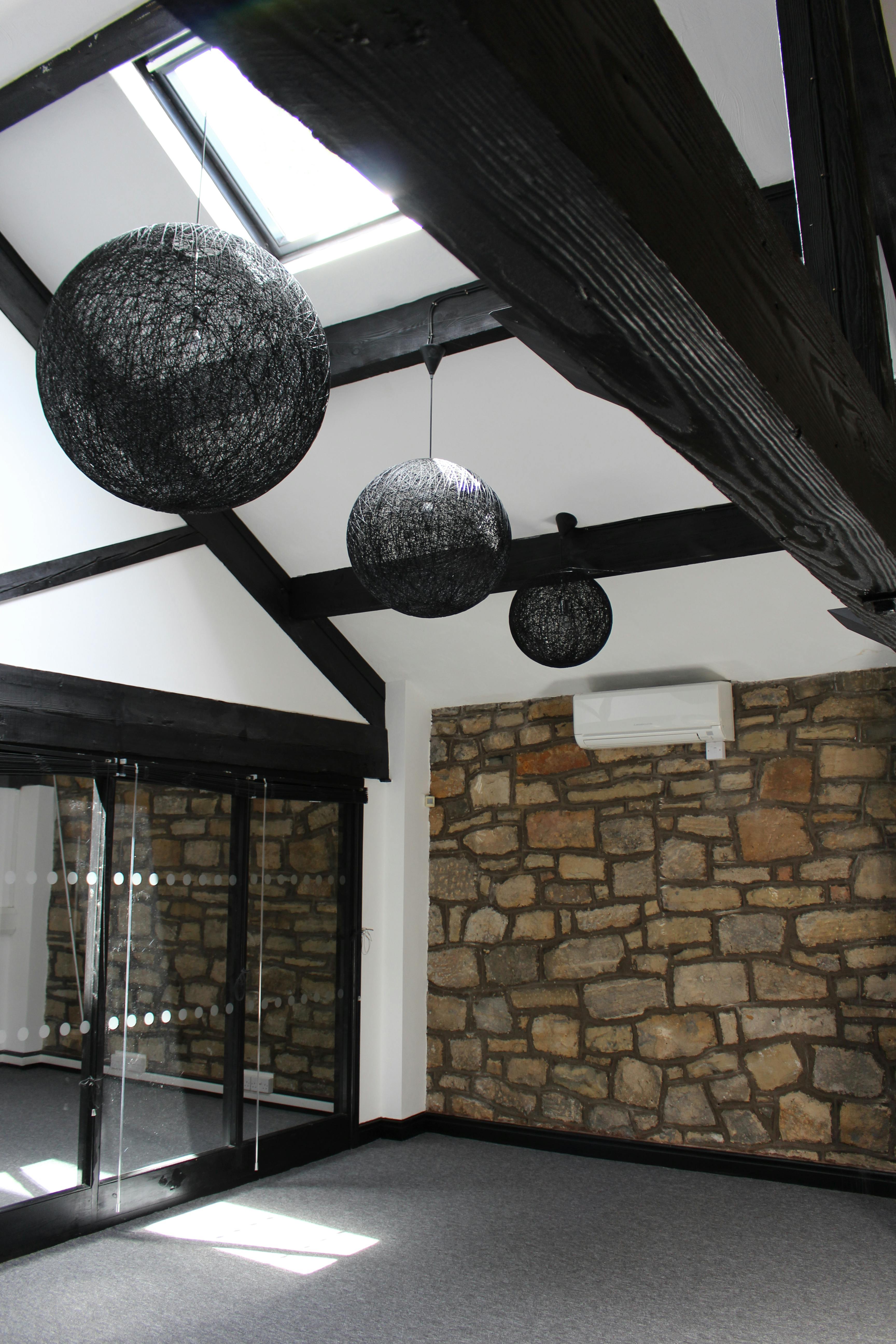 3 Moorfield Chambers, Moorfield Crescent, Leeds, West Yorkshire, LS19 7EA