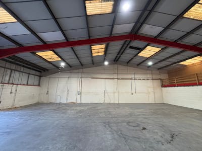 Unit 43, Llantarnam Industrial Park, Cwmbran, Industrial To Let - IMG_8141.jpeg