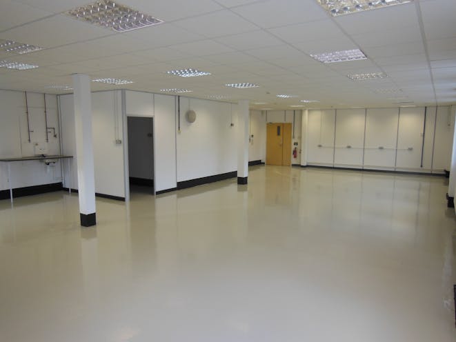 4 Fleet Business Park, Fleet, Warehouse & Industrial To Let - DSCN6399.JPG