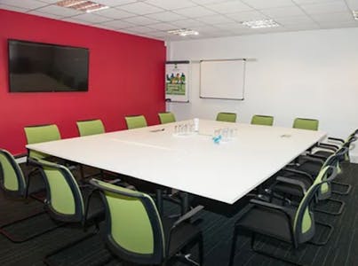 Regus - Basingstoke, Stroudley Road, Basingstoke, Serviced Office To Let - Regus  Basepoint Basingstoke  5.JPG