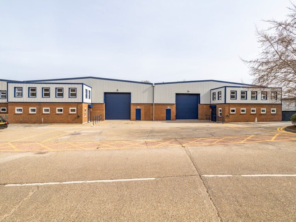 Lawrence Way Ind Estate - Dunstable-87