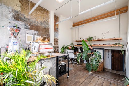 493- 495 Hackney Road, London, Investment / Office / Retail For Sale - Hackney Rd 493495 NEW  Low Res 7.jpg
