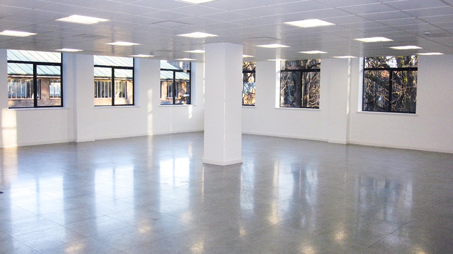 Lyric House, 149 Hammersmith Road, Hammersmith, Office To Let - Lyric House 149 Hammersmith Road, Hammersmith W14, commercial propety to rent Office 1.jpg