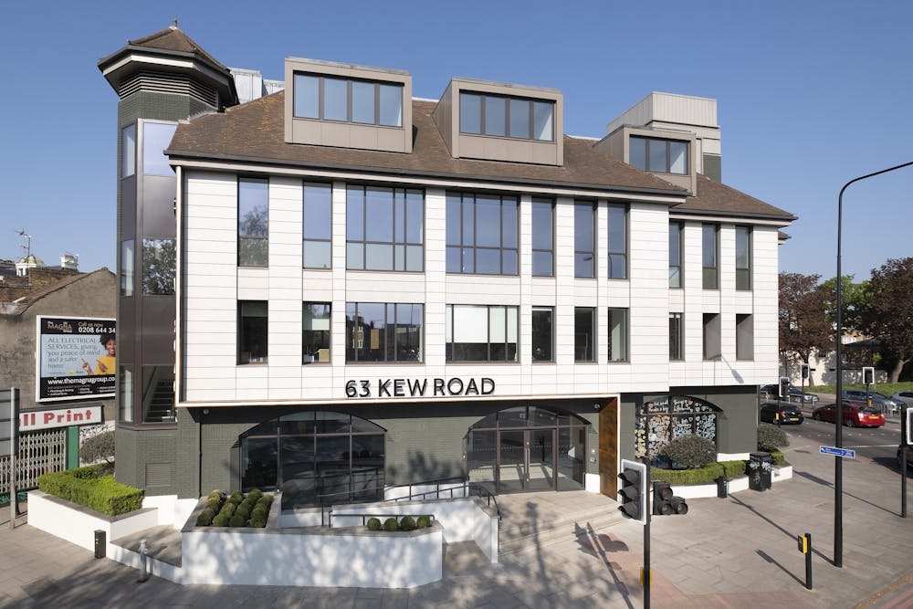 63 Kew Road - IW260422GKA024.jpg