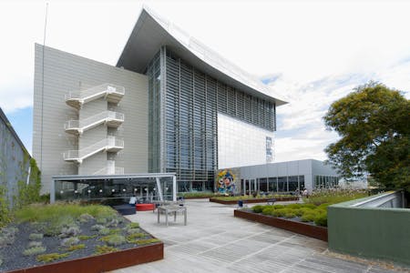 Edifício Francisco Pinto Balsemão, Rua Calvet de Magalhães 242, Paço de Arcos, Office To Let - 002.jpg